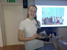På sommerleir med Rotary